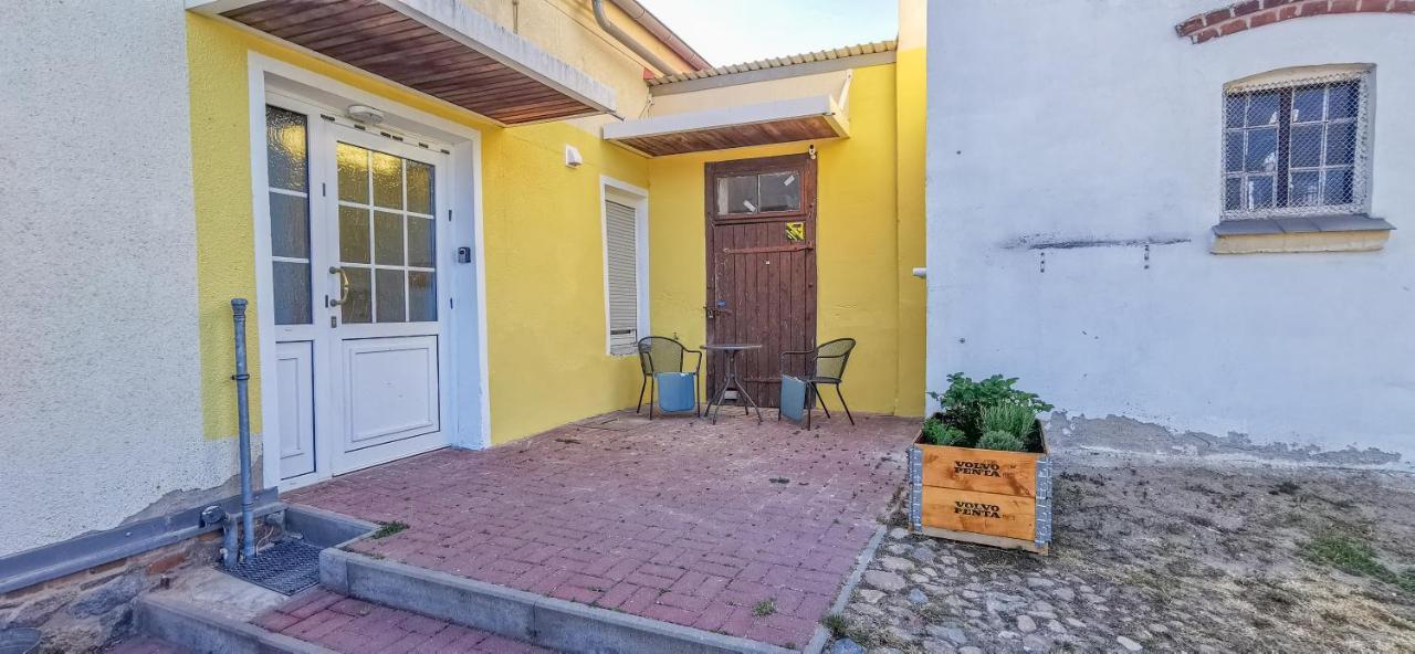 Apartment In Herrenhaus Gross Pinnow Ngoại thất bức ảnh